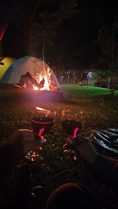 Camping-Raizes -lapinha-da-serra